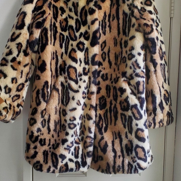 Sold - Picture 3 of 9